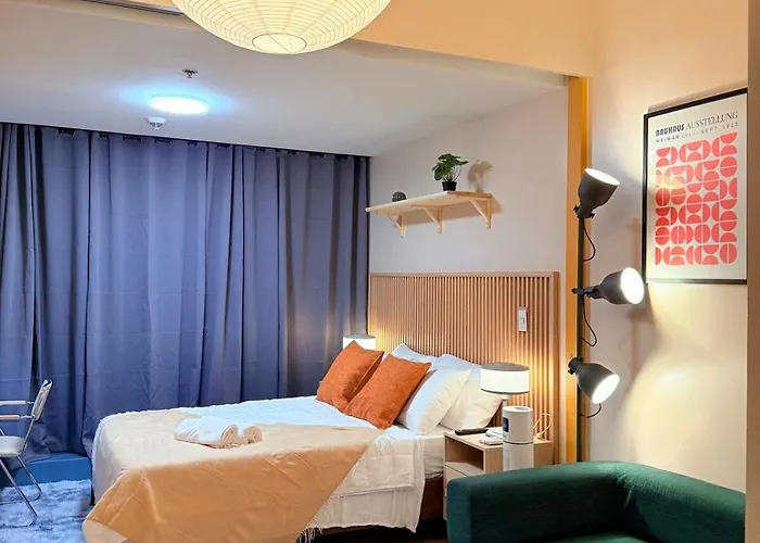 Apartment New! Modern & Cozy Space In Uptown Bgc Near Mall Backhome2 Manila