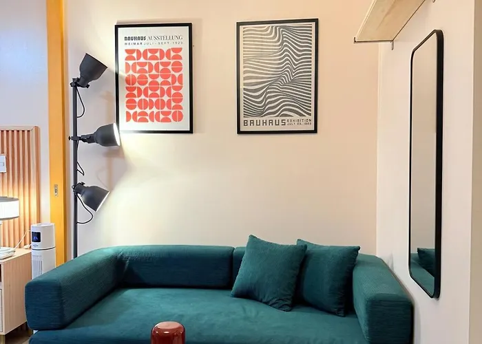 New! Modern & Cozy Space In Uptown Bgc Near Mall Backhome2