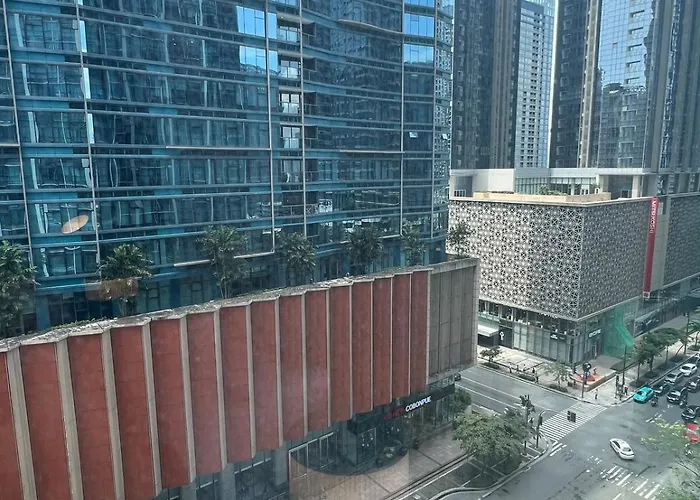 Apartment New! Modern & Cozy Space In Uptown Bgc Near Mall Backhome2