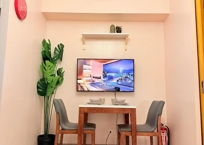 New! Modern & Cozy Space In Uptown Bgc Near Mall Backhome2 Apartment *
