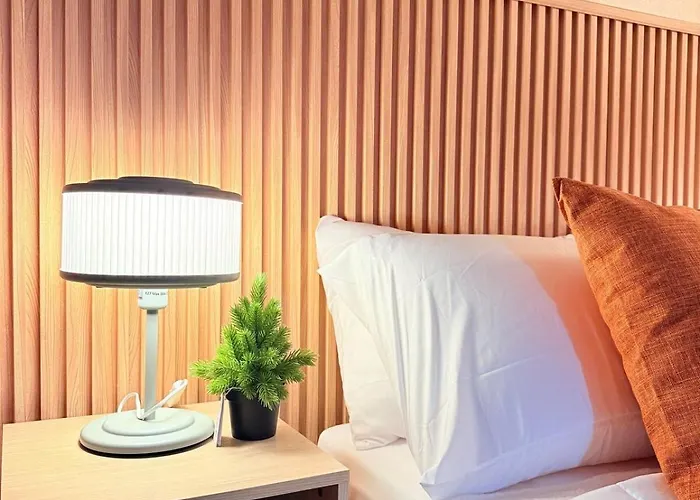 New! Modern & Cozy Space In Uptown Bgc Near Mall Backhome2