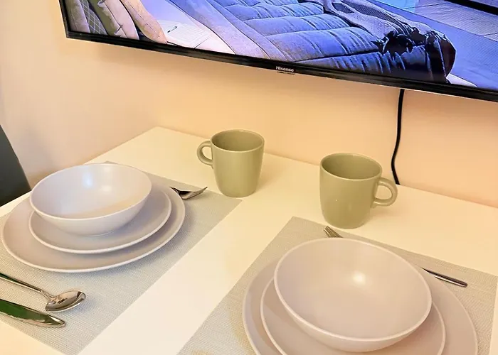 Apartment New! Modern & Cozy Space In Uptown Bgc Near Mall Backhome2 *