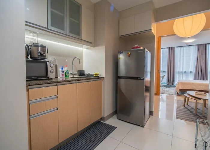 Apartment New! Modern & Cozy Space In Uptown Bgc Near Mall Backhome2