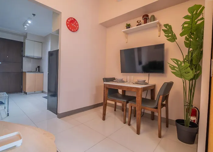 Apartment New! Modern & Cozy Space In Uptown Bgc Near Mall Backhome2 *